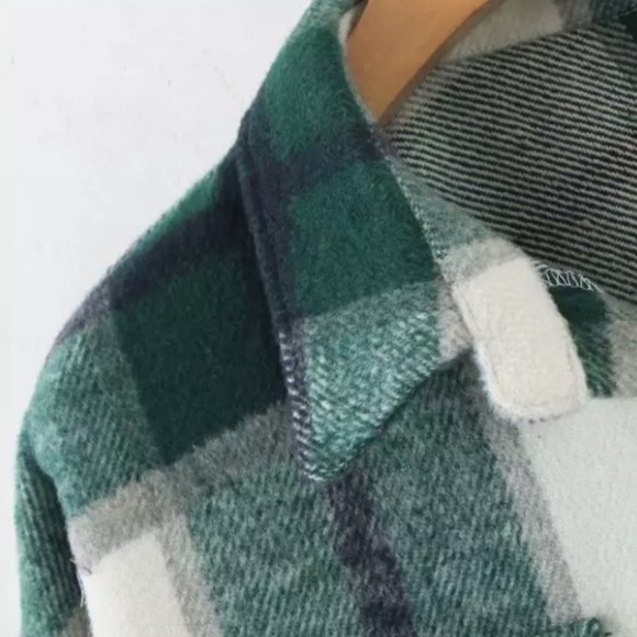SOLD OUT Green Plaid Oversized Flannel Shacket Shirt Jacket - Picture 6 of 15